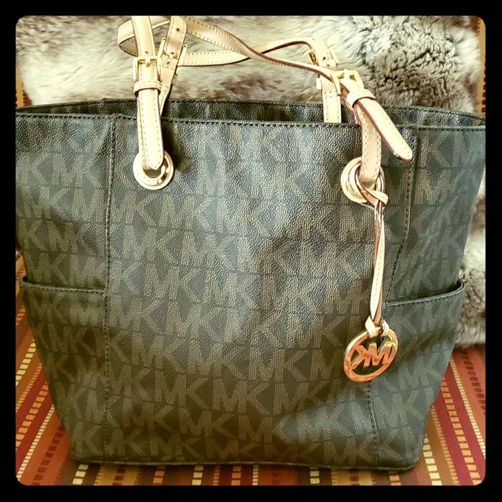 Michael Kors shoulder bag